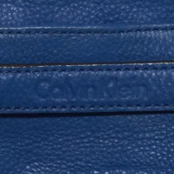 CALVIN KLEIN LEATHER CROSSBODY - Picture 4 of 4